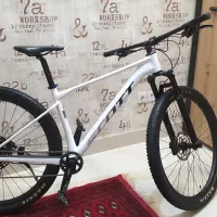 اسکات اسکیل ۹۶۰ سایز مدیوم مدل ۲۰۲۴ درحد