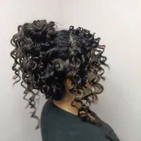 شنیونکار|خدمات آرایشگری و زیبایی|نیشابور, مدرس|دیوار