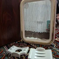 اینه توالت ب همراه جا مسواکی وجا صابونی