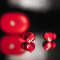 هدفون beats studio buds