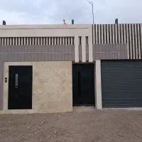 به یه کارگر مرتب احتیاج دارم