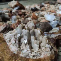 سنگ کوارتز،عقیق سلیمانی|جواهرات|ورامین, ورامین|دیوار