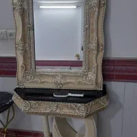 اینه شیکو سالم با میز|مبلمان خانگی و میز عسلی|قم, نیروگاه|دیوار