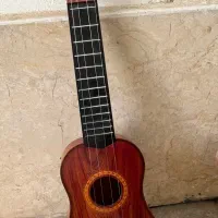 گیتار ukulele