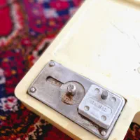 تلفن قدیمی|کلکسیون اشیاء عتیقه|ملکآباد, |دیوار