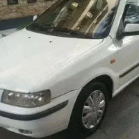 راننده با ماشین