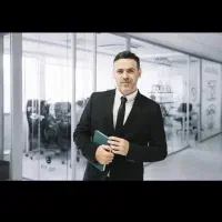 استخدام نیروی بازاریاب