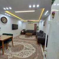 ملک فروشی