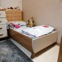 تخت نوجوان چوبی با روکش ملامینه با تشک طبی