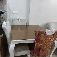 میز ناهارخوری