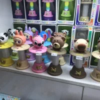 چراغ مطالعه مینیمال ، دکوری ، ساعت ، ظرف غذا