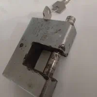قفل با۲تاکلید