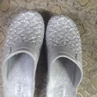 بیکارم دنبال کار نظافت و خدماتی لطفا کمک کنید