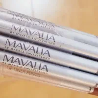 تعدادی مداد خط لب و لوازم ارایش|آرایشی، بهداشتی، درمانی|تهران, مهرآباد جنوبی|دیوار