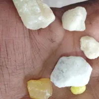 سنگ کم   یاب