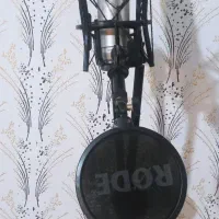 فروش میکروفون استودیویی NT1 همراه با کارت صدا UR12