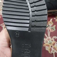 کفش|کیف، کفش، کمربند|کاشان, شاهد|دیوار