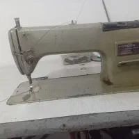 چرخ صنعتی درحد نو مارک تویتا اصلی|چرخ خیاطی و ریسندگی|قروه, |دیوار