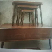 میز کشو دار  و ۳عدد عسلی نو