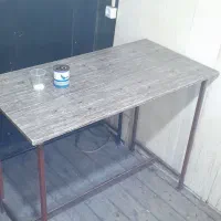 میز و نیمکت کافه یا چایخانه