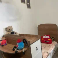 تخت نوزاد و نوجوان