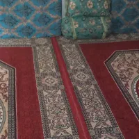 قالی در حد نو تر تمیز