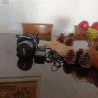 دوربین عکاسی و فیلم برداری حرفه ای  برند Canon