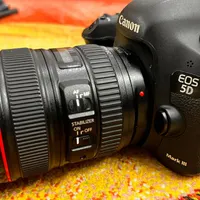 فروش دوربین حرفه‌ای کانن عکاسی 5D