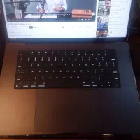 لپ‌تاپ مک بوک پرو