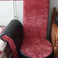 دو عدد مبل شاه نشین و چند تعداد چوب انجیر خشک