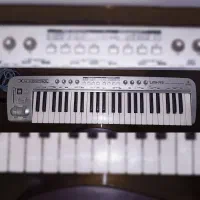 میدی کنترلر - MIDI CONTROLLER