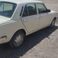 ماشین پیکان مدل 82تمیز بدون هیچ ضربه ای