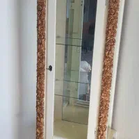 ویترین بسیار تمیز درحدنو قد۱/۹۰