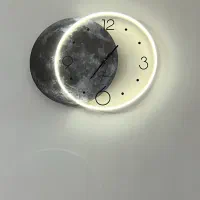 ساعت طرح ماه