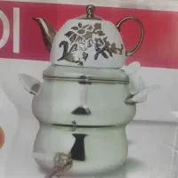 فرش کناره و کتری قوری
