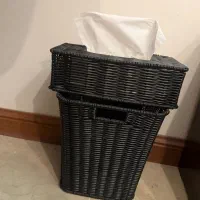 دو عدد سطل و جای دستمال کاغذی|ظروف نگهدارنده، پلاستیکی، یکبارمصرف|تهران, یوسفآباد|دیوار