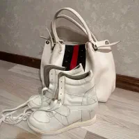 کیف و کفش در حد نو نو