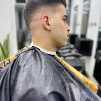 اصلاح مو آقایان رایگان اصلاح سر و صورت مجانی|خدمات آرایشگری و زیبایی|تهران, نارمک|دیوار