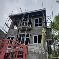 کارگر ساختمانی هستم