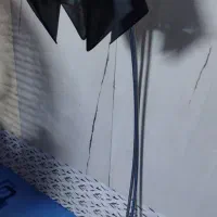 آباژور ایستاده