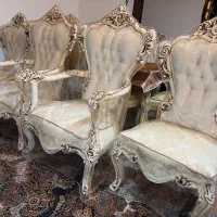 مبل کلاسیک بهمراه میز ناهار خوری