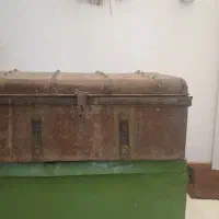 صندوقچه آهنی قدیمی