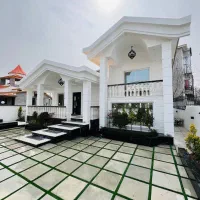 ویلا-نیم-پیلوت-استخر-دار