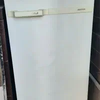 یخچال آزمایش