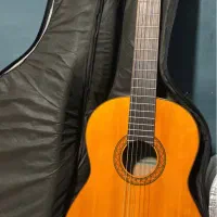 گیتار Yamaha C70