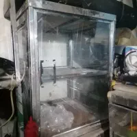 یخچال و مقداری وسایل