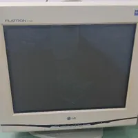 مانیتور LG صحیح و سالم