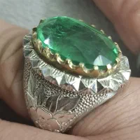 انگشتر زمرد سبز برزیل بسیار زیبا و فاخر|جواهرات|کرج, مصباح|دیوار