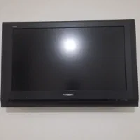 تلوزیون ۳۲ اینچ پاناسونیک بسیار تمیز و کم کارکرد