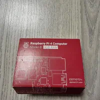 رزبری پای مدل 4B با رم ۴
